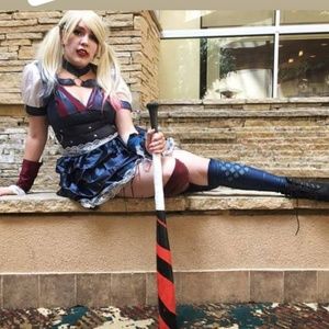 Harley Quinn Arkham Cosplay